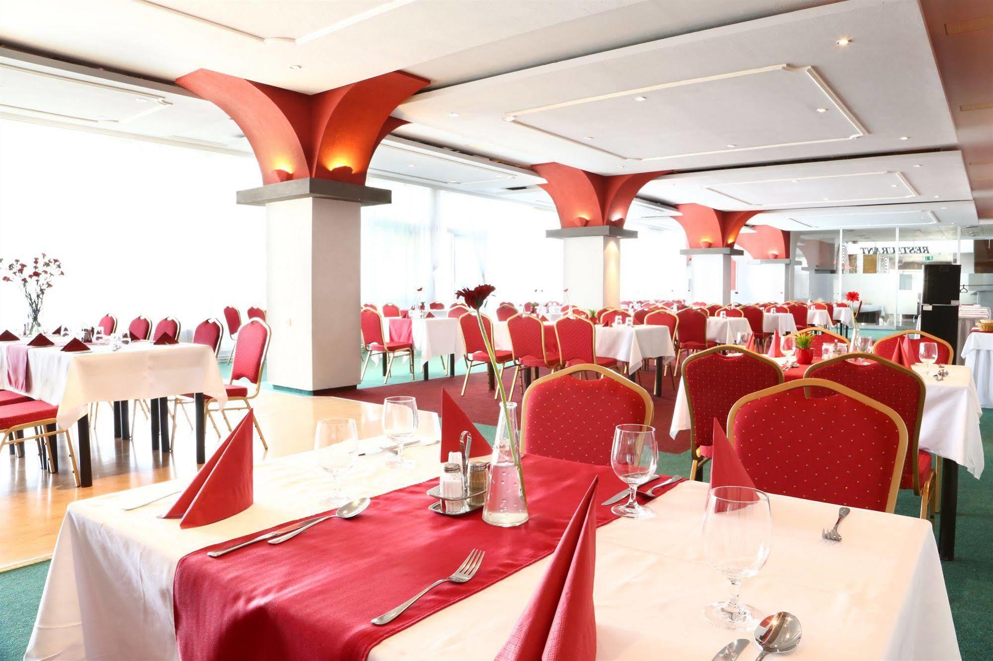 Garni Hotel Junior Bratislava Exterior foto